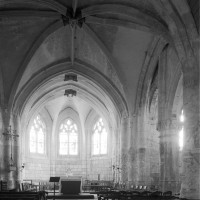 Le transept et le choeur vus  vers le sud-est (1996)
