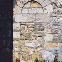 Porte romane dans le mur sud de la nef (2003)