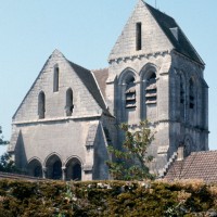 Vue partielle de l'église depuis le nord-est (1995)
