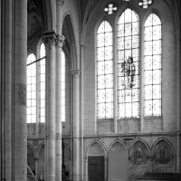 Vue partielle du transept et de la chapelle sud vers le sud-est