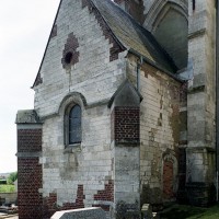 L'ancienne chapelle seigneuriale vue du nord-ouest (2003)