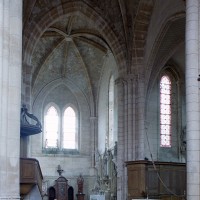 La croisée et le bras nord du transept vu vers le nord-est (2001)