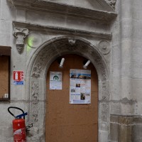 Porte dans le bras sud du transept (2016)