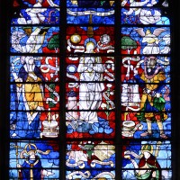 Vitrail du 16ème siècle de l'Immaculée Conception ou de la Vierge Marie à la première chapelle nord du choeur (2016)