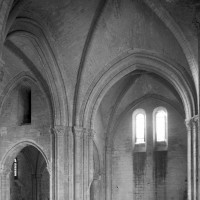 Vue partielle du transept et du choeur vers le sud-est (1979)