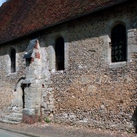 Le mur sud de la nef vu du sud-est (2003)