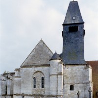 Vue partielle de l'église depuis le nord (2008)