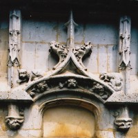 Porte gothique flamboyant au mur sud du choeur (2003)