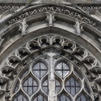 Le tympan vitré du portail (2016)