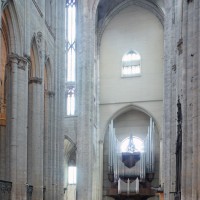 Vue partielle du choeur et de la croisée du transept vers le sud-ouest (2015)
