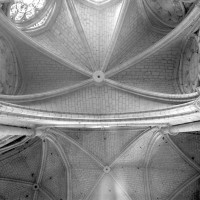 Voûtes d'une chapelle rayonnante et du déambulatoire (1980)