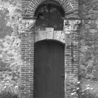 La portail de la chapelle au mur sud (1996)