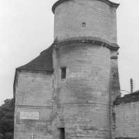La tour ouest vue de l'ouest (1992)