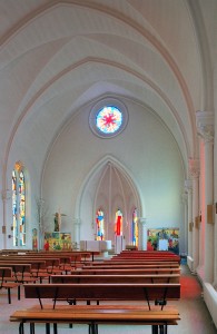 L'intérieur de la chapelle vu vers l'est (2002)