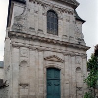 La façade de l'église vue du nord (2002)